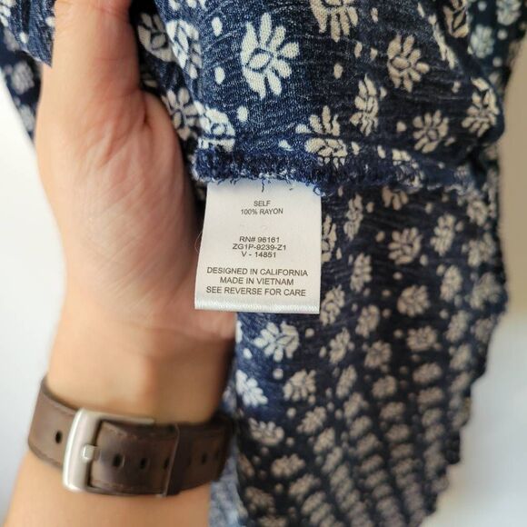 Bebop Navy Floral Button Front Midi Dress Women’s Medium Rayon Smocked Waist - Picture 6 of 8